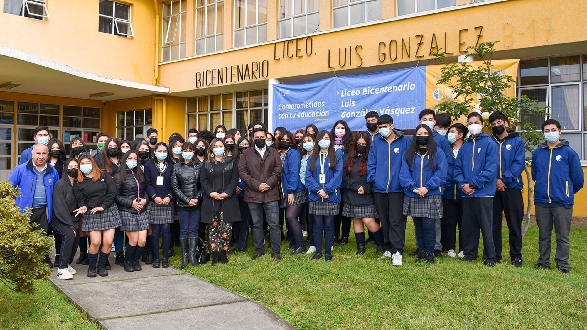 Nueva Imperial - Alcalde Sepúlveda Compartió Con Alumnos Del Liceo ...